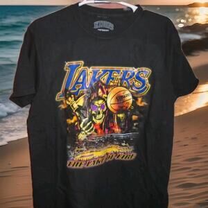 Los Angeles Lakers Mens Tshirt Size Medium Made By Jkebrns-Has Flaws